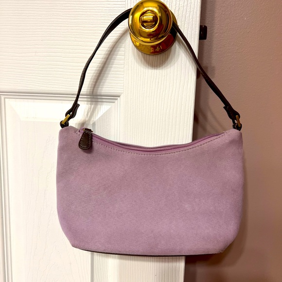 Liz Claiborne Lavender Embroidered pocket purse - Picture 2 of 5